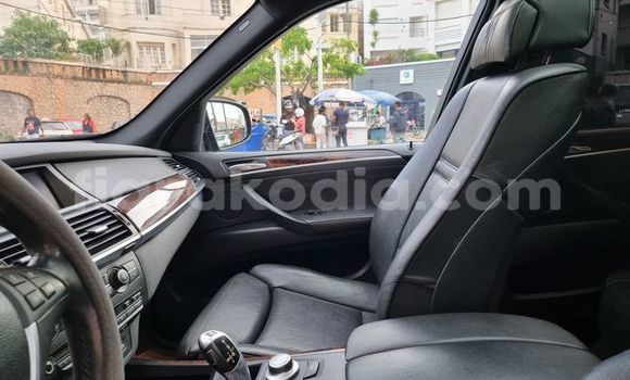 Hividy BMW X5 Black Car in Antananarivo in Analamanga Hividy BMW X5 Black Car in Antananarivo in Analamanga