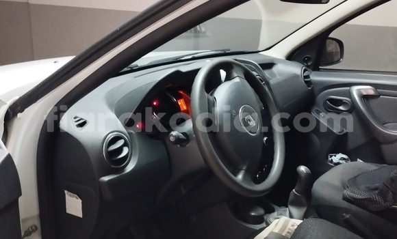 Hividy Renault Duster fotsy Car in Antananarivo in Analamanga Hividy Renault Duster fotsy Car in Antananarivo in Analamanga