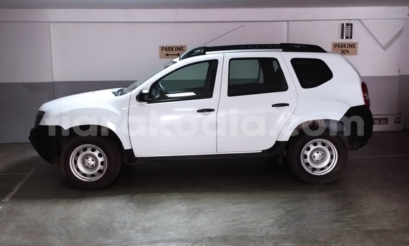 Hividy Renault Duster fotsy Car in Antananarivo in Analamanga Hividy Renault Duster fotsy Car in Antananarivo in Analamanga