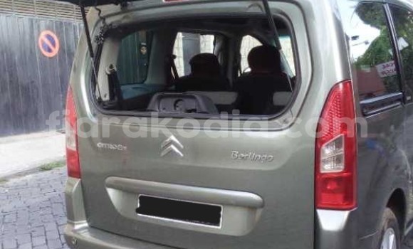 Acheter Occasion Voiture Citroen Berlingo Gris à Antananarivo, Analamanga