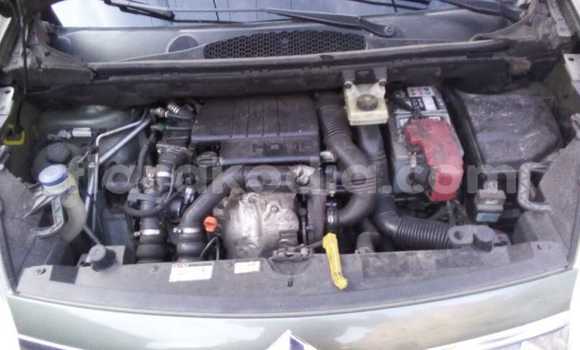 Hividy Citroen Berlingo Silver Car in Antananarivo in Analamanga Hividy Citroen Berlingo Silver Car in Antananarivo in Analamanga