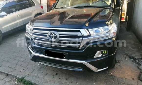 Acheter Occasion Voiture Toyota Land Cruiser Noir à Antananarivo, Analamanga Acheter Occasion Voiture Toyota Land Cruiser Noir à Antananarivo, Analamanga