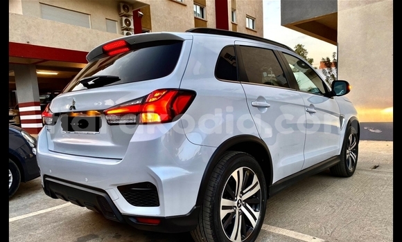 Hividy Mitsubishi ASX fotsy Car in Antananarivo in Analamanga Hividy Mitsubishi ASX fotsy Car in Antananarivo in Analamanga