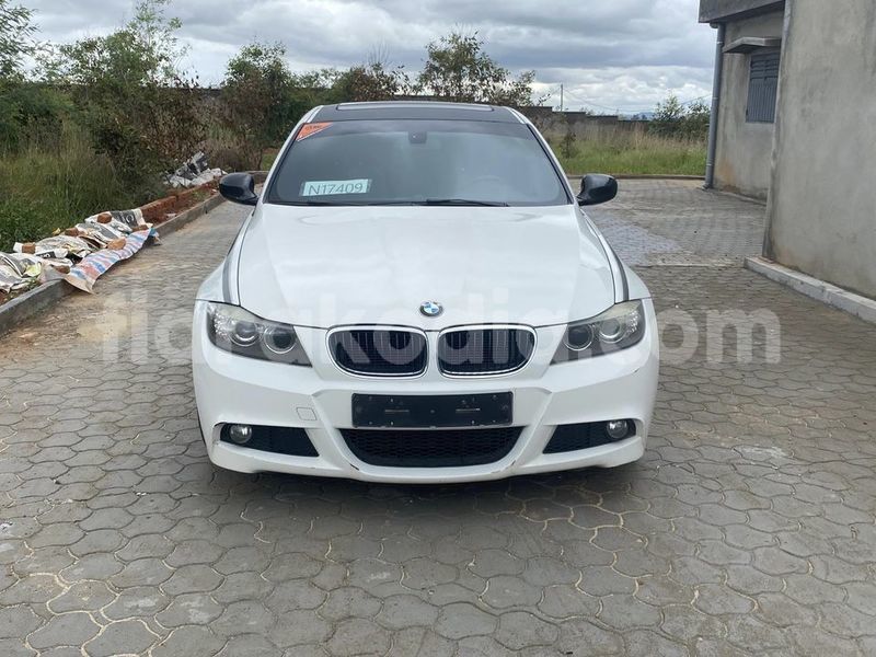 Big with watermark bmw 1m analamanga antananarivo 7787