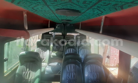 Acheter Occasion Voiture Mercedes‒Benz S–Class Vert à Antsiranana, Diana Acheter Occasion Voiture Mercedes‒Benz S–Class Vert à Antsiranana, Diana