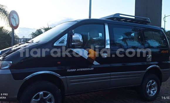 Buy Used Hyundai Starex Other Car in Antananarivo in Analamanga Buy Used Hyundai Starex Other Car in Antananarivo in Analamanga