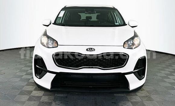 Acheter Occasion Voiture Kia Sportage Beige à Ambato Boina, Mahajanga Acheter Occasion Voiture Kia Sportage Beige à Ambato Boina, Mahajanga