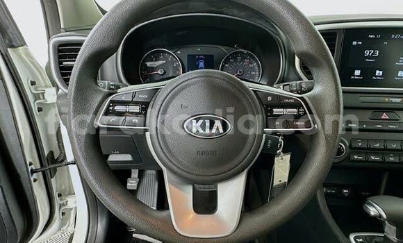 Acheter Occasion Voiture Kia Sportage Beige à Ambato Boina, Mahajanga Acheter Occasion Voiture Kia Sportage Beige à Ambato Boina, Mahajanga