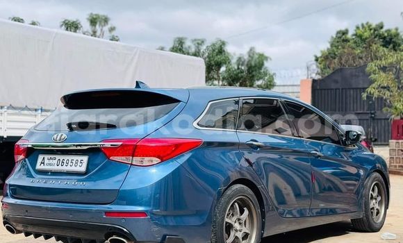 Acheter Occasion Voiture Hyundai i40 Autre à Ambalavao, Haute Matsiatra Acheter Occasion Voiture Hyundai i40 Autre à Ambalavao, Haute Matsiatra