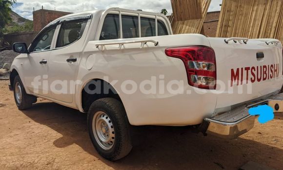 Buy Used Mitsubishi 3000 GT Black Car in Antananarivo in Analamanga Buy Used Mitsubishi 3000 GT Black Car in Antananarivo in Analamanga