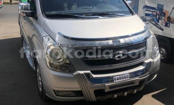 Buy Used Hyundai Santa Fe Other Car in Ambato Boina in Mahajanga Buy Used Hyundai Santa Fe Other Car in Ambato Boina in Mahajanga