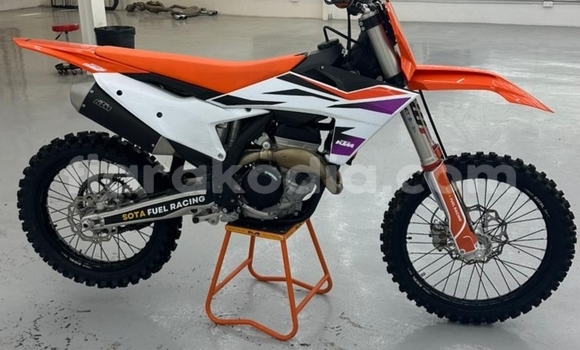 Acheter Occasion Moto KTM 250 Beige à Ambalavao, Haute Matsiatra