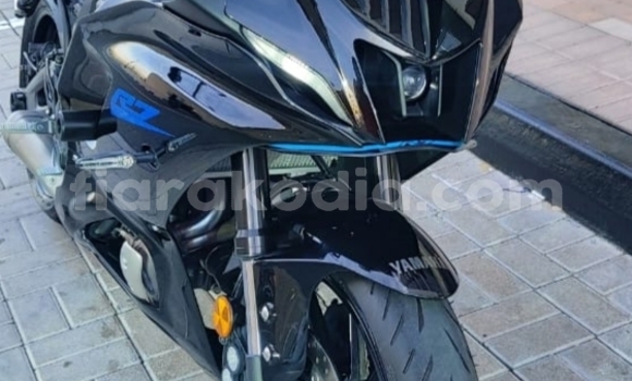 Acheter Occasion Moto Yamaha YZF Noir à Ambalavao, Haute Matsiatra
