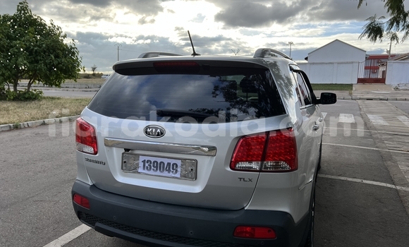 Buy Import Kia Sorento Silver Car in Antananarivo in Analamanga Buy Import Kia Sorento Silver Car in Antananarivo in Analamanga