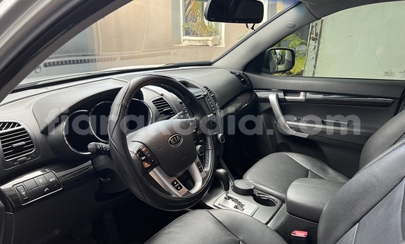 Buy Import Kia Sorento Silver Car in Antananarivo in Analamanga Buy Import Kia Sorento Silver Car in Antananarivo in Analamanga
