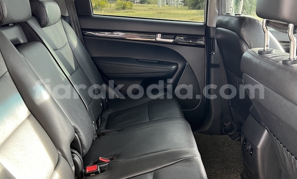 Buy Import Kia Sorento Silver Car in Antananarivo in Analamanga Buy Import Kia Sorento Silver Car in Antananarivo in Analamanga