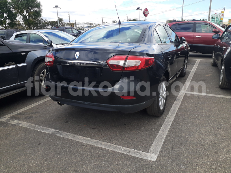 Big with watermark renault fluence analamanga antananarivo 7878