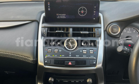 Acheter Occasion Voiture Lexus NX Noir à Ambalavao, Haute Matsiatra Acheter Occasion Voiture Lexus NX Noir à Ambalavao, Haute Matsiatra
