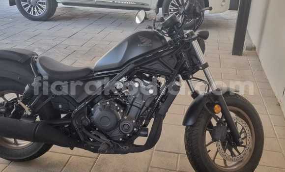 Acheter Occasion Moto Honda Rebel Noir à Ambalavao, Haute Matsiatra