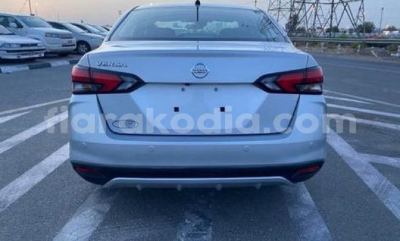 Acheter Occasion Voiture Nissan Versa Gris à Ambanja, Diana Acheter Occasion Voiture Nissan Versa Gris à Ambanja, Diana