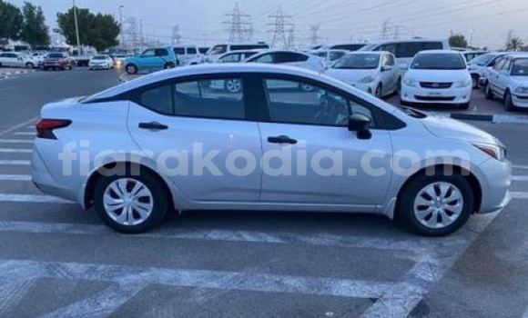 Acheter Occasion Voiture Nissan Versa Gris à Ambanja, Diana Acheter Occasion Voiture Nissan Versa Gris à Ambanja, Diana