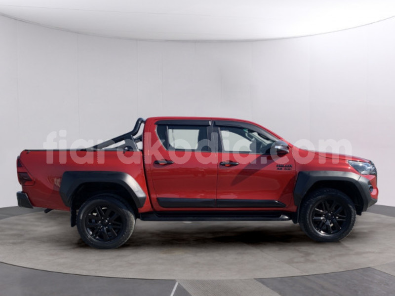 Big with watermark toyota hilux diana import dubai 7891