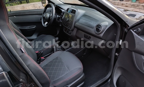Acheter Occasion Voiture Renault KWID Noir à Antananarivo, Analamanga Acheter Occasion Voiture Renault KWID Noir à Antananarivo, Analamanga