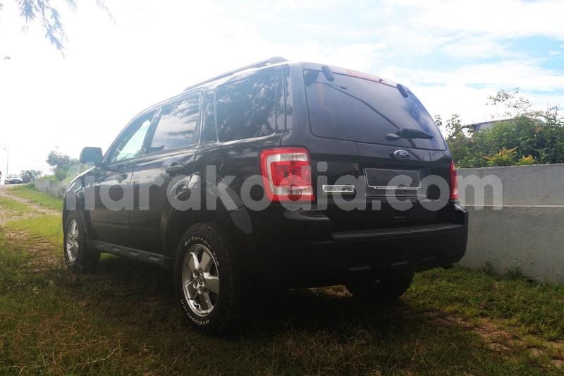 Big with watermark ford escape analamanga antananarivo 7901