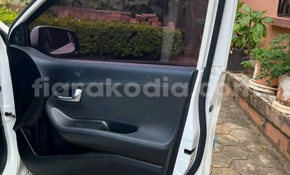 Acheter Occasion Voiture Kia Cee'd Blanc à Antananarivo, Analamanga Acheter Occasion Voiture Kia Cee'd Blanc à Antananarivo, Analamanga