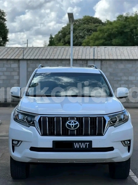 Big with watermark toyota prado boeny ambenja 7912