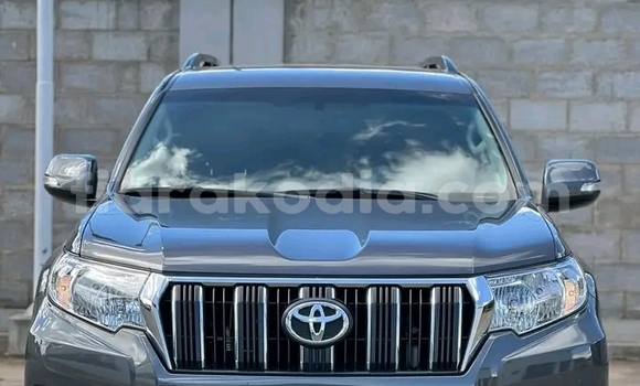 Acheter Occasion Voiture Toyota Prado Noir à Ambanja, Diana Acheter Occasion Voiture Toyota Prado Noir à Ambanja, Diana
