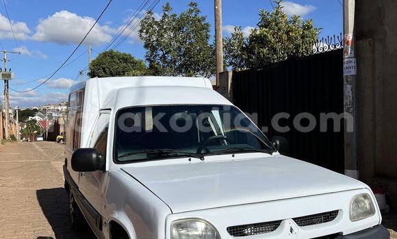 Buy Used Toyota 4Runner Other Car in Ambatofinandrahana in Amoron'i Mania Buy Used Toyota 4Runner Other Car in Ambatofinandrahana in Amoron'i Mania