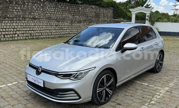 Acheter Occasion Voiture Volkswagen Arteon Autre à Ambatolampy, Vakinankaratra Acheter Occasion Voiture Volkswagen Arteon Autre à Ambatolampy, Vakinankaratra