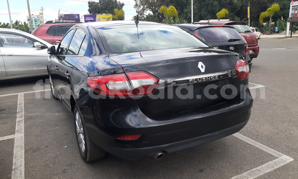 Acheter Occasion Voiture Renault Fluence Noir à Antananarivo, Analamanga Acheter Occasion Voiture Renault Fluence Noir à Antananarivo, Analamanga
