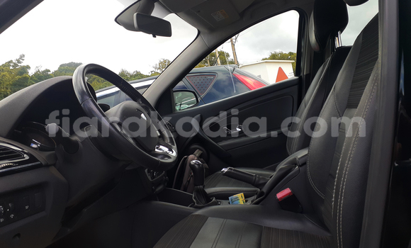 Acheter Occasion Voiture Renault Fluence Noir à Antananarivo, Analamanga Acheter Occasion Voiture Renault Fluence Noir à Antananarivo, Analamanga