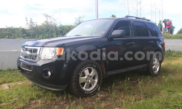 Acheter Occasion Voiture Ford Escape Noir à Antananarivo, Analamanga Acheter Occasion Voiture Ford Escape Noir à Antananarivo, Analamanga