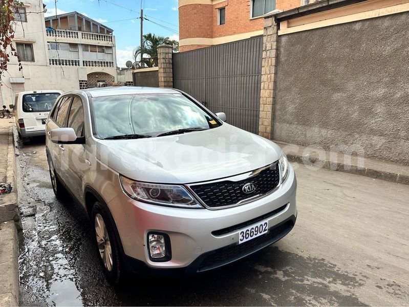 Big with watermark kia sorento analamanga antananarivo 7967