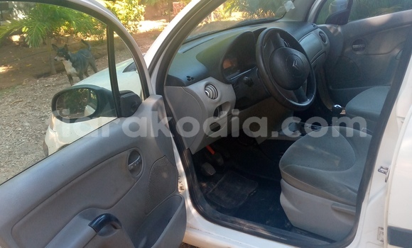 Buy Used Citroen C3 White Car in Mahajanga in Boeny Buy Used Citroen C3 White Car in Mahajanga in Boeny