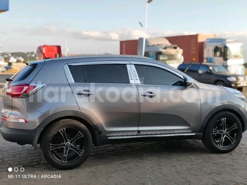 Big with watermark kia sportage analamanga antananarivo 7987