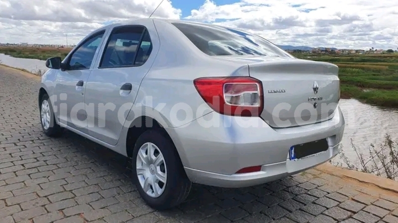 Big with watermark renault logan analamanga antananarivo 7992