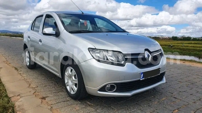 Big with watermark renault logan analamanga antananarivo 7992