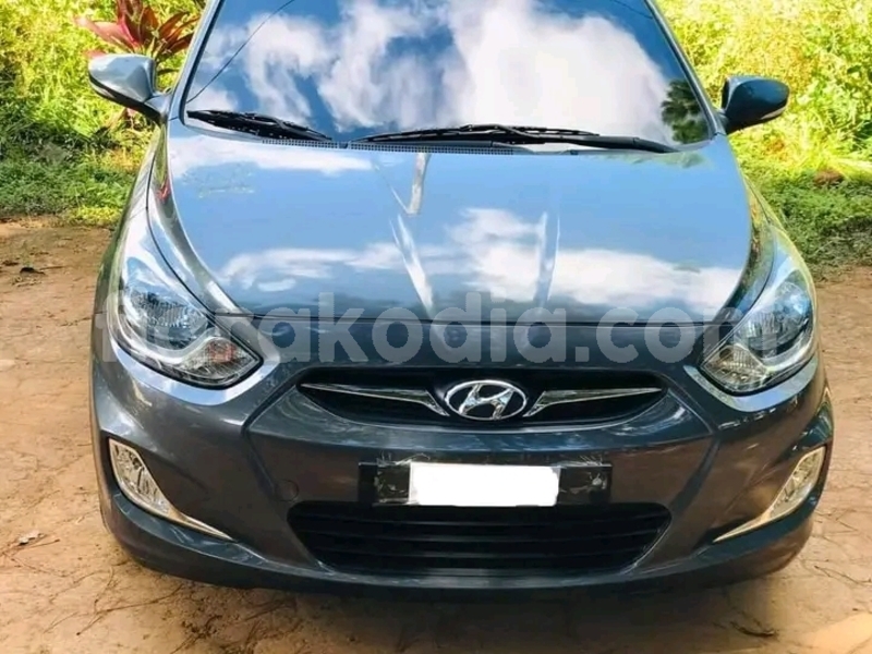 Big with watermark hyundai accent analamanga antananarivo 7994