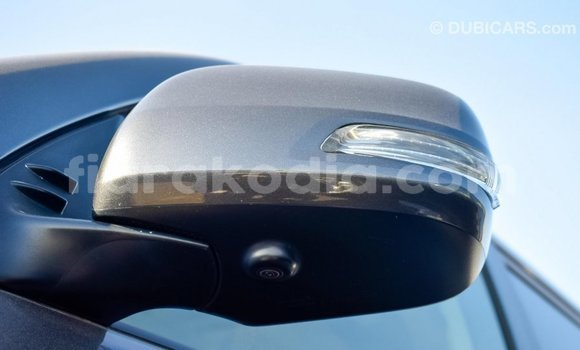 Hividy Toyota Prado Hafa Car in Import - Dubai in Diana Hividy Toyota Prado Hafa Car in Import - Dubai in Diana