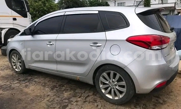 Hividy Kia Carens Hafa Car in Antananarivo in Analamanga Hividy Kia Carens Hafa Car in Antananarivo in Analamanga