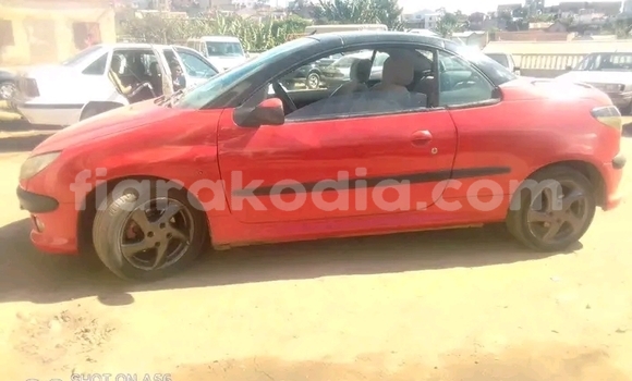 Acheter Occasion Voiture GMC Safari Rouge à Ambovombe, Androy Acheter Occasion Voiture GMC Safari Rouge à Ambovombe, Androy