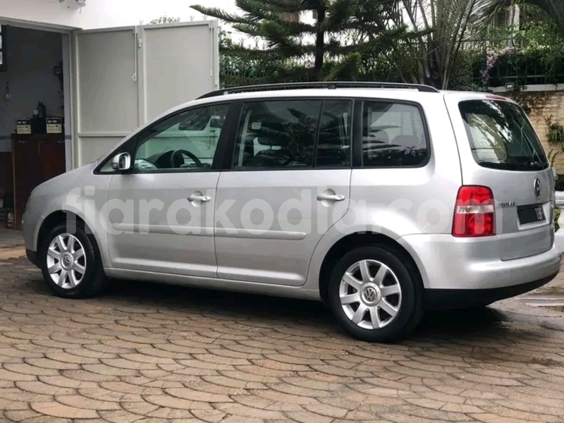 Big with watermark volkswagen bora analamanga antananarivo 8004