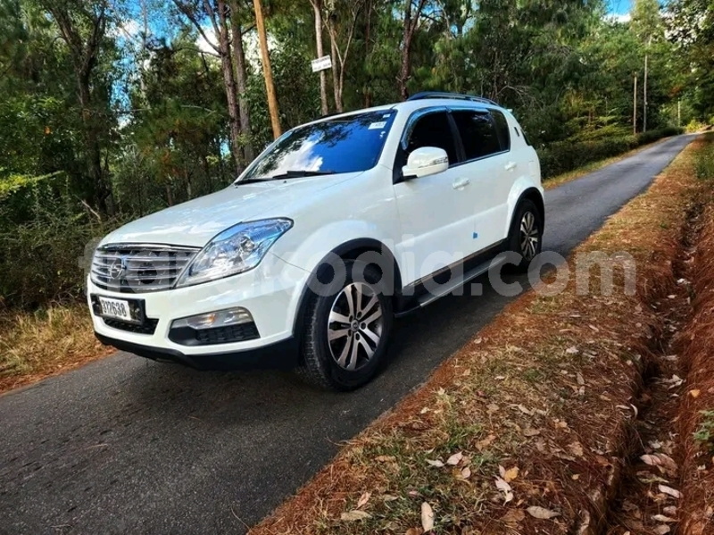 Big with watermark toyota fortuner analamanga antananarivo 8011