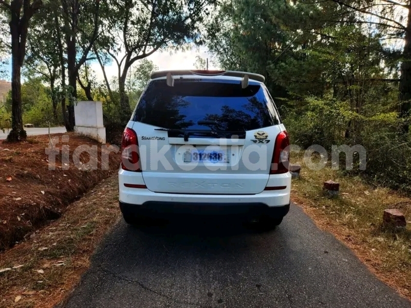 Big with watermark toyota fortuner analamanga antananarivo 8011