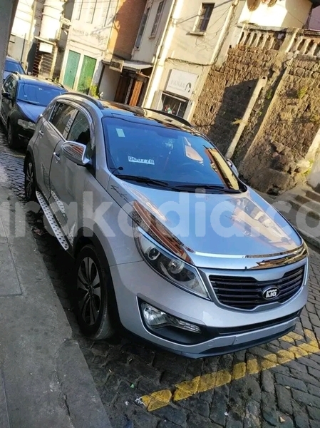 Big with watermark kia sportage melaky ambatomainty 8037