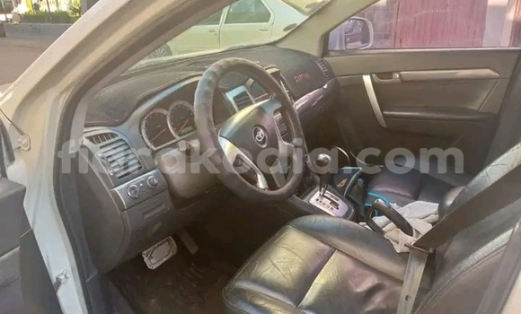 Buy Used BMW i8 White Car in Ambatomainty in Melaky Buy Used BMW i8 White Car in Ambatomainty in Melaky